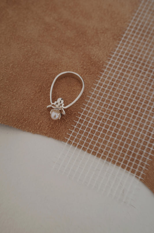 Trillium Pearl Ring